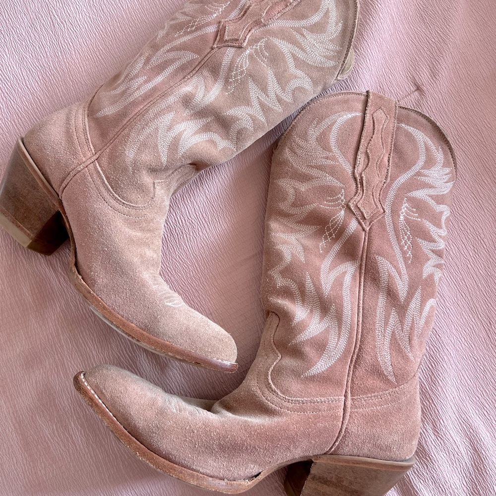 Pink Suede Idyllwind Boots